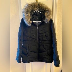 a.n.a Women's Large Black Hoodie Winter JACKET with Removable Faux Fur Trim